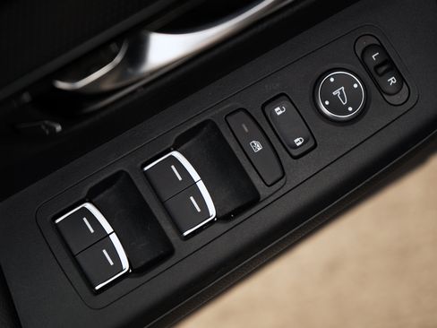 Certified 2025 Honda CR-V EX-L image 39