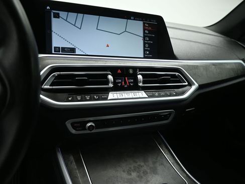 Used 2023 BMW X5 xDrive40i image 16