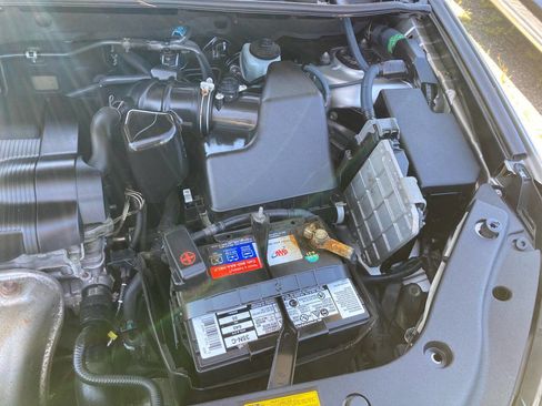 Used 2011 Toyota RAV4 4WD w/ Base L4 Extra Value Pkg image 17