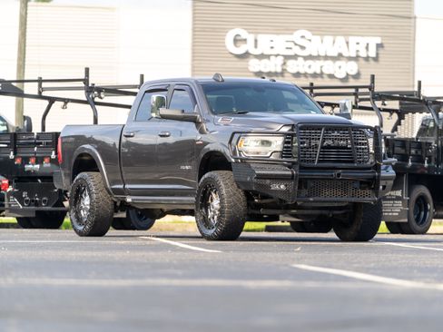 Used 2022 RAM 2500 Laramie AWD/4WD image 37