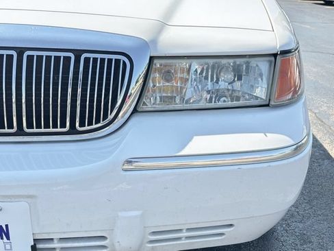 Used 2001 Mercury Grand Marquis GS RWD image 14