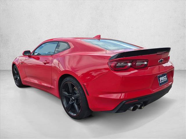 Used 2021 Chevrolet Camaro LT RWD image 7