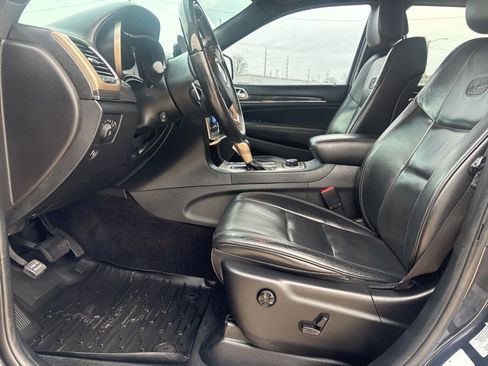 Used 2016 Jeep Grand Cherokee Overland image 15