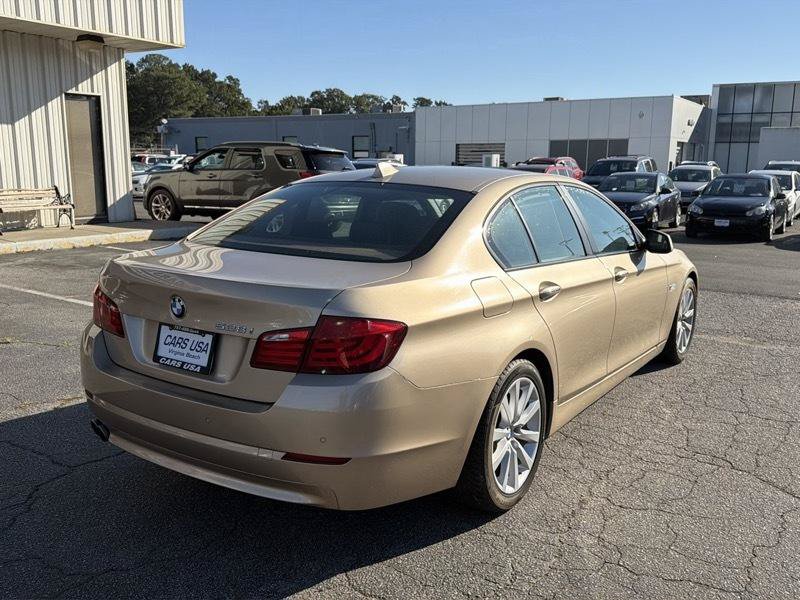 Used 2011 BMW 528i Sedan RWD image 8