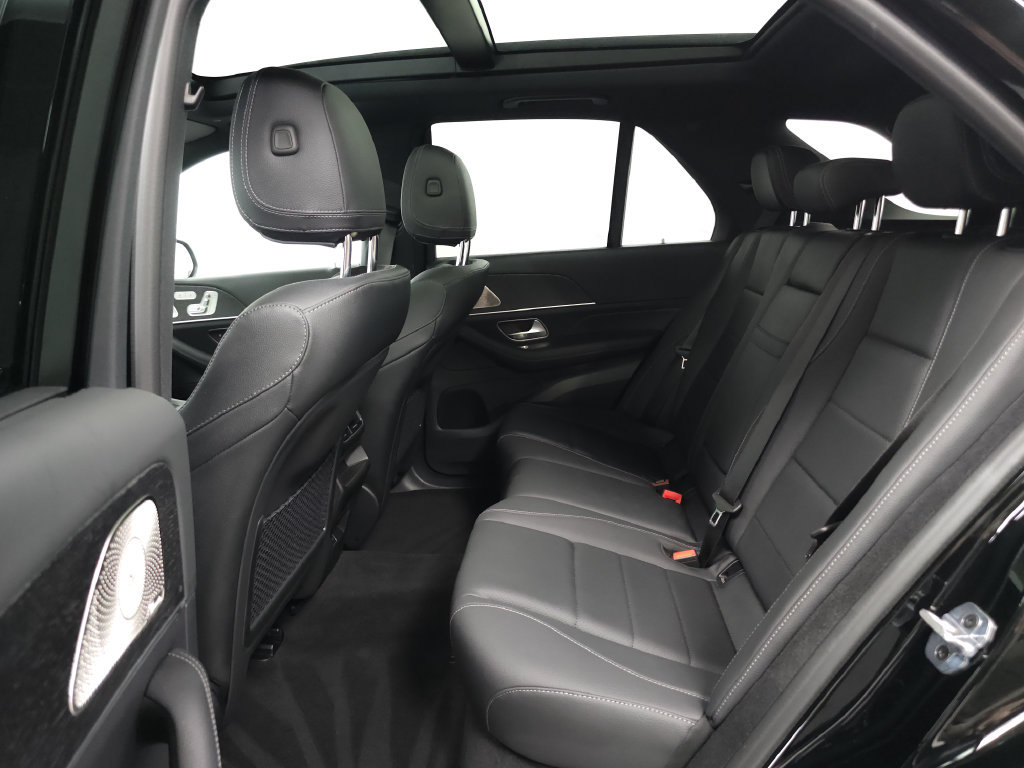 Used 2026 Mercedes-Benz GLE 450 4MATIC w/ Driver Assistance Package image 25