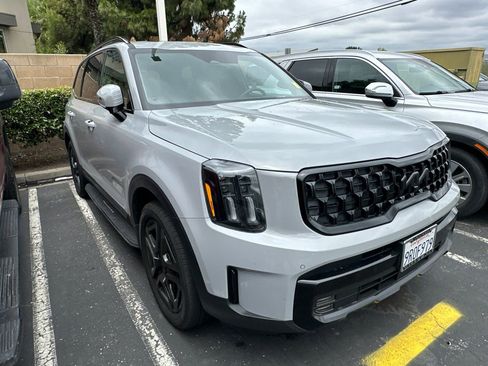 Used 2025 Kia Telluride SX Prestige X-Line AWD/4WD image 2