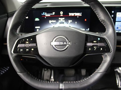 Used 2024 Nissan Ariya FWD image 13