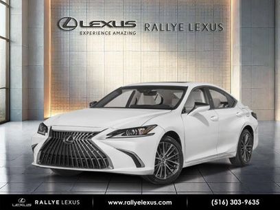 New 2025 Lexus ES 300h w/ Premium Package