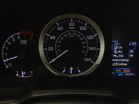 Used 2022 Toyota Corolla LE image 23