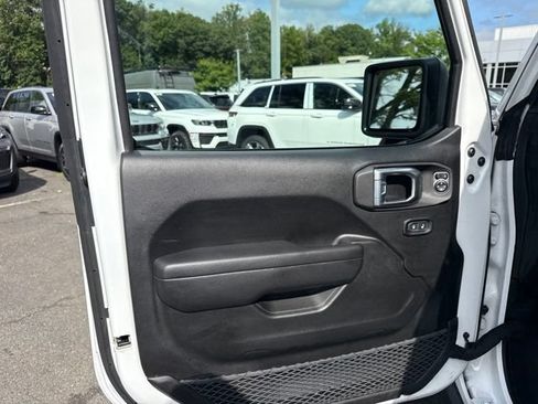 Used 2023 Jeep Wrangler Unlimited Sport AWD/4WD image 35