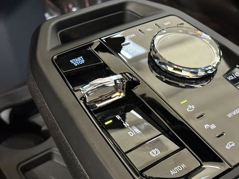 Used 2026 BMW iX M70 image 17