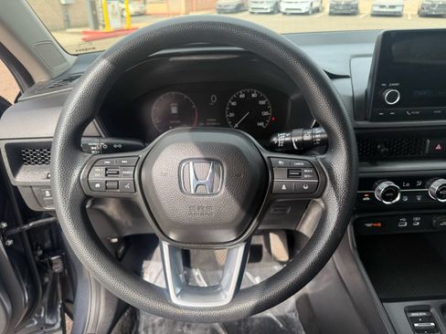 Used 2025 Honda CR-V EX image 16
