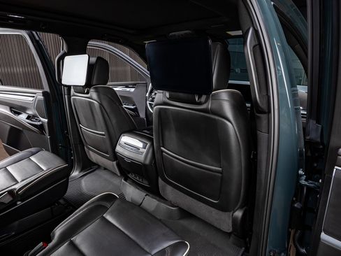 Used 2025 Cadillac Escalade Sport w/ Touring Package AWD/4WD image 31