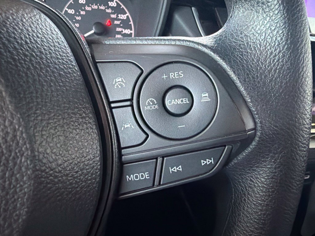 Certified 2024 Toyota Corolla Cross AWD Hybrid image 27