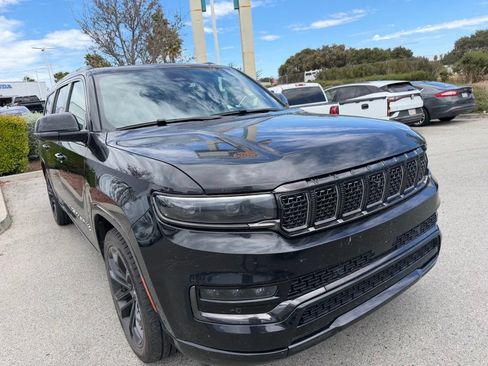 Used 2024 Jeep Grand Wagoneer L Series II w/ Quick Order Packagew 28T AWD/4WD image 5