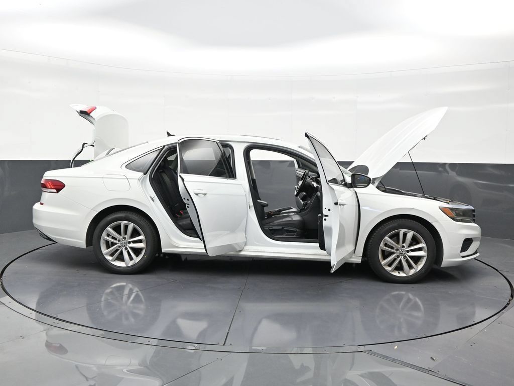 Used 2020 Volkswagen Passat 2.0T SE w/ Sunroof Package FWD image 29