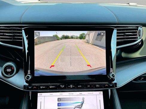 New 2026 Jeep Grand Wagoneer Summit AWD/4WD image 15