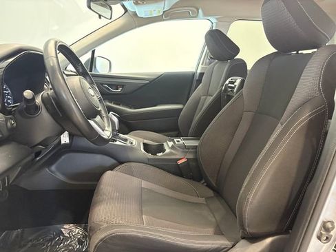 Used 2023 Subaru Outback Premium AWD/4WD image 8