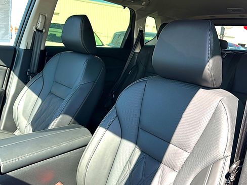 New 2026 Nissan Rogue Platinum w/ Platinum Premium Package image 11