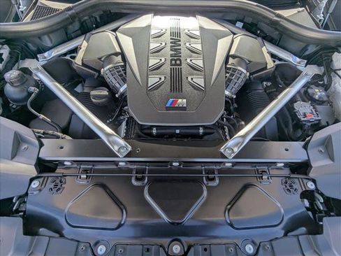 New 2026 BMW X7 M60i image 18