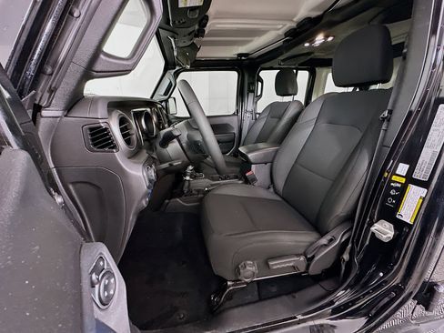 Used 2023 Jeep Wrangler Unlimited w/ Convenience Group image 13