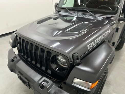 Used 2021 Jeep Wrangler Sport AWD/4WD image 24