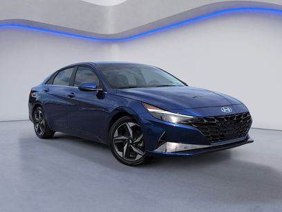 Used 2023 Hyundai Elantra Limited