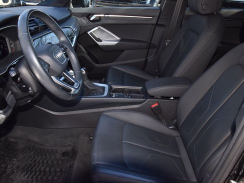 Used 2023 Audi Q3 2.0T Premium w/ Convenience Package image 13