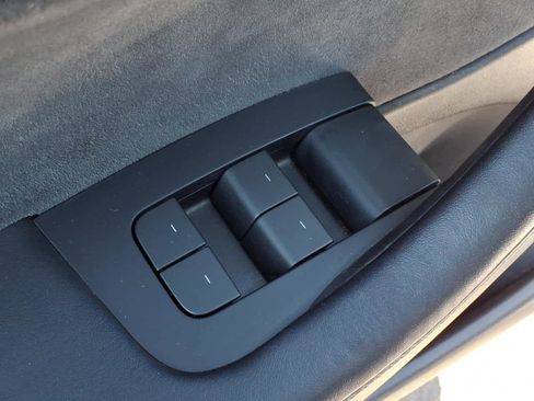 Used 2022 Tesla Model 3 image 22