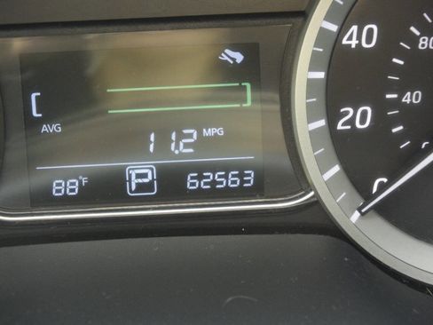 Used 2014 Nissan Sentra SR w/ SR Driver Package image 11