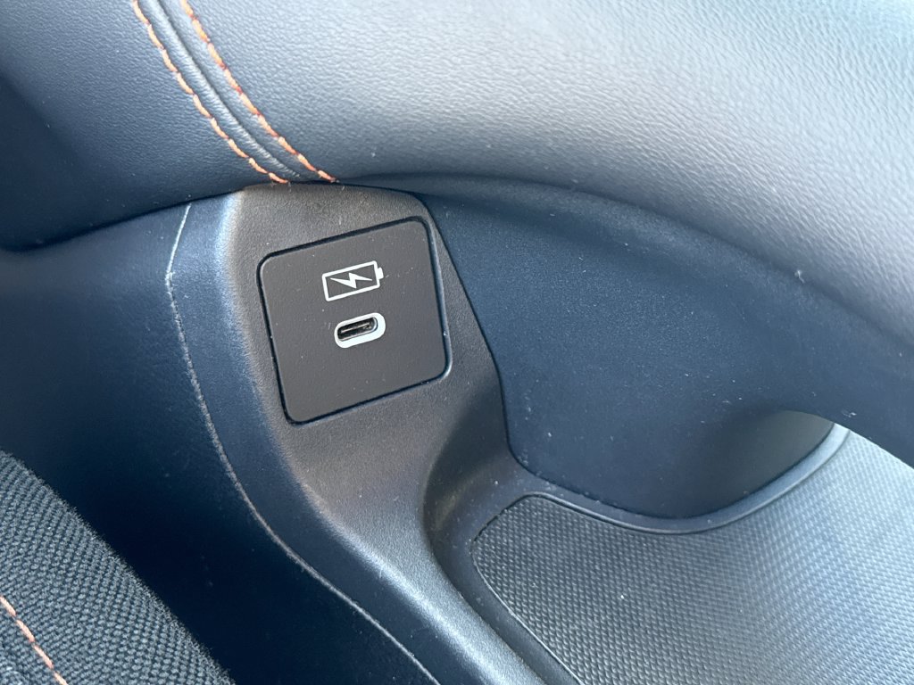 Used 2025 Honda HR-V Sport image 27