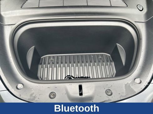 Used 2024 Tesla Model Y Long Range AWD/4WD image 15