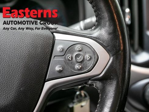 Used 2022 Chevrolet Colorado LT w/ Fleet Safety Package RWD image 16