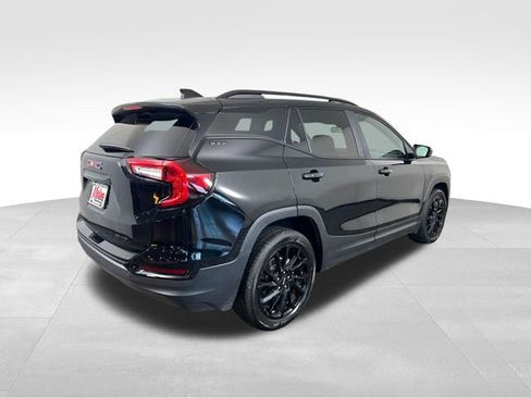 Used 2024 GMC Terrain SLE w/ Driver Convenience Package AWD/4WD image 7