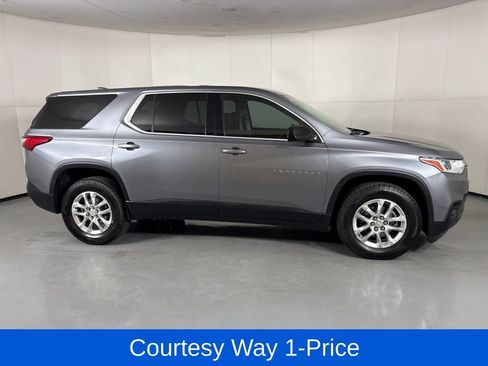 Used 2020 Chevrolet Traverse LS w/ LPO, Floor Liner Package FWD image 12