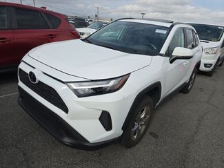 Used 2025 Toyota RAV4 XLE w/ Convenience Package video 1