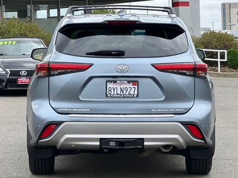 Used 2021 Toyota Highlander Platinum AWD/4WD image 8