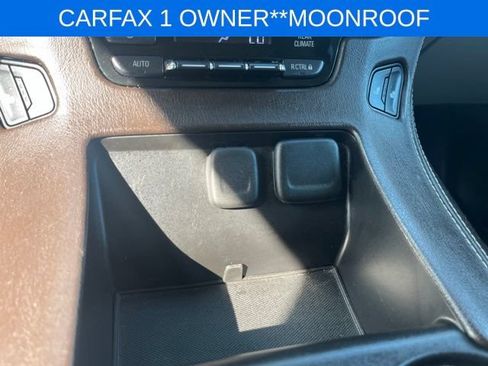 Used 2017 Chevrolet Suburban LT AWD/4WD image 31