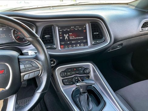 Used 2019 Dodge Challenger R/T Scat Pack RWD image 18
