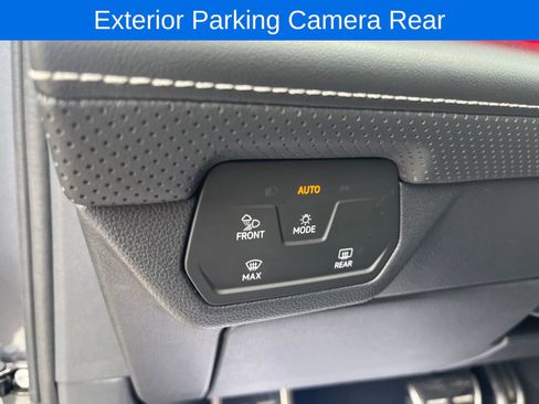 Used 2024 Volkswagen Atlas SEL Premium R-Line AWD/4WD image 16