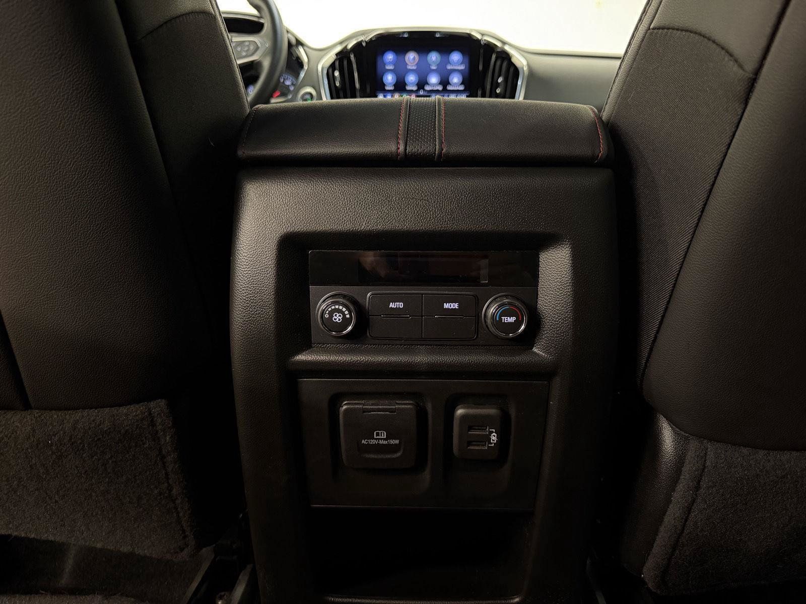 Used 2023 Chevrolet Traverse RS w/ LPO, Floor Liner Package AWD/4WD image 31