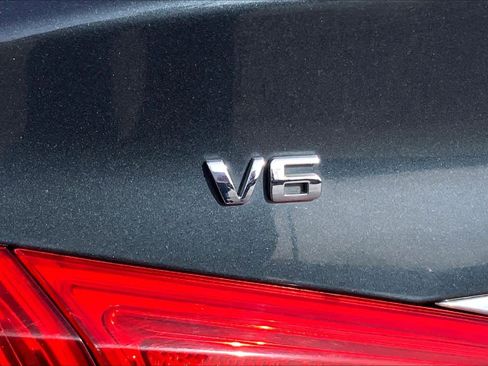 Used 2018 Chevrolet Impala Premier image 10