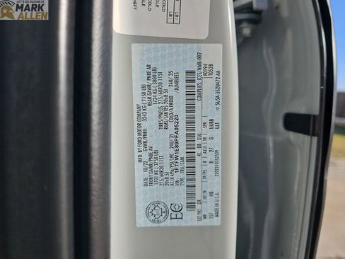 Used 2023 Ford F150 Lariat w/ Equipment Group 502A High AWD/4WD image 34