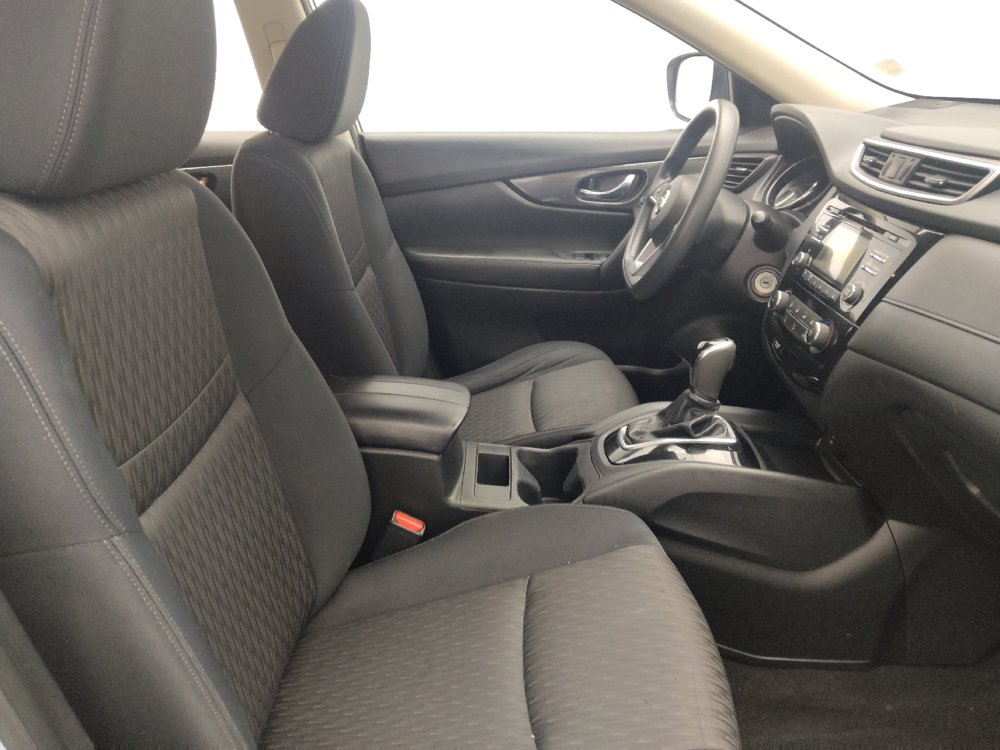 Used 2017 Nissan Rogue S AWD/4WD image 21