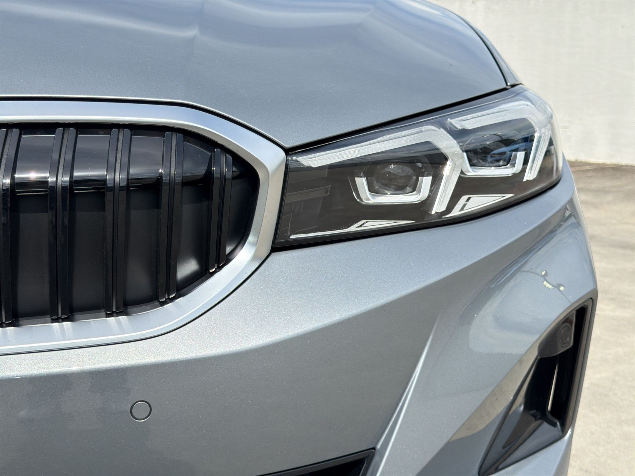 Used 2026 BMW 330i Sedan w/ Convenience Package RWD image 9