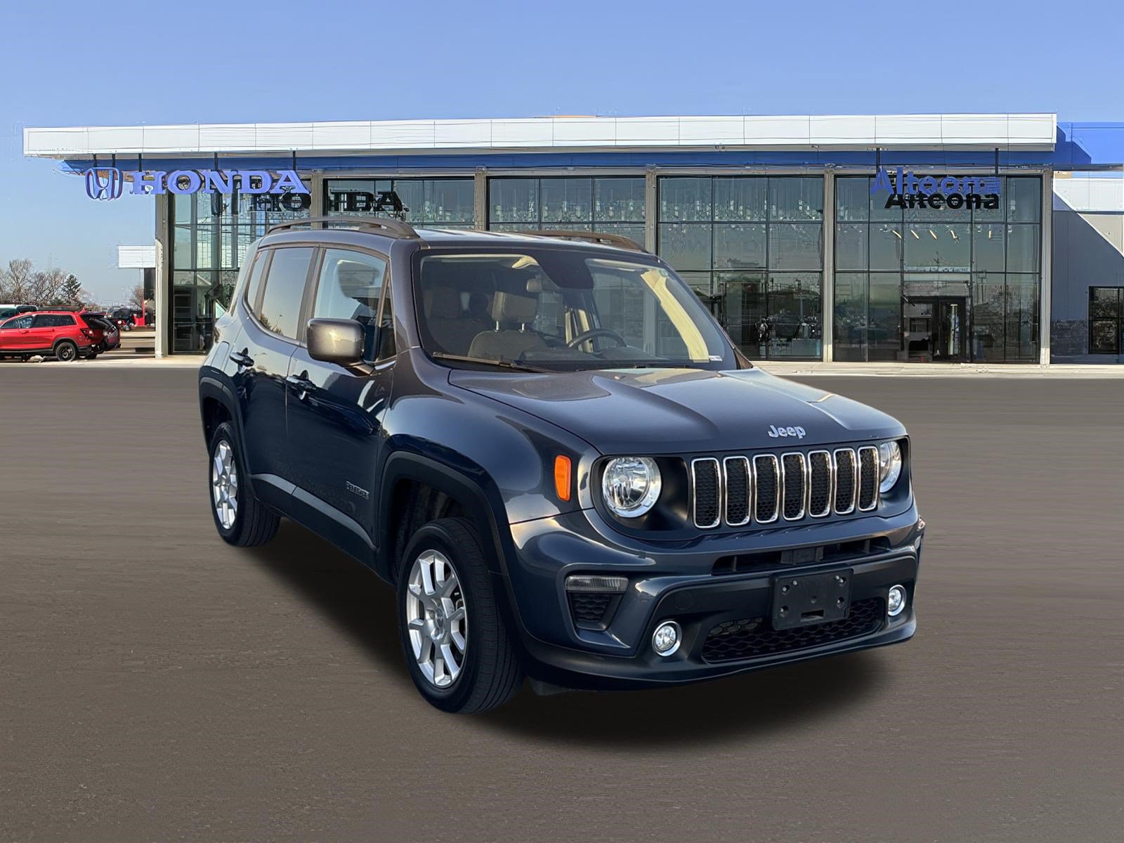 Used 2020 Jeep Renegade Latitude AWD/4WD image 7