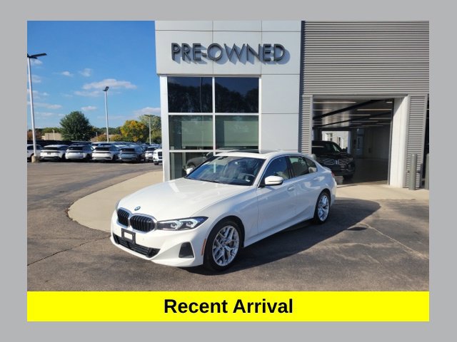 Used 2026 BMW 330i xDrive Sedan AWD/4WD image 1