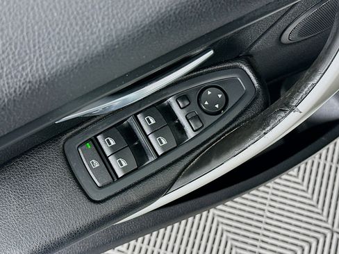 Used 2013 BMW 320i Sedan image 15