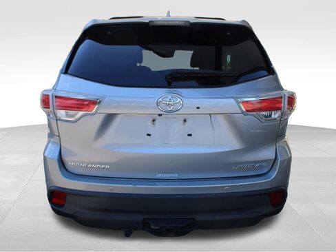 Certified 2016 Toyota Highlander Limited Platinum AWD/4WD image 15