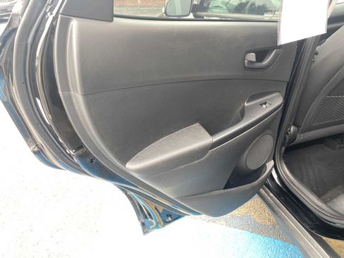 Used 2019 Hyundai Kona SEL AWD/4WD image 29